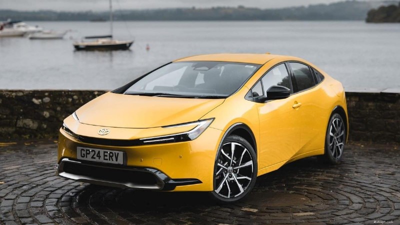 Auto ibrida, ibrida plug-in o elettrica? Come scegliere l opzione giusta nel 2024 