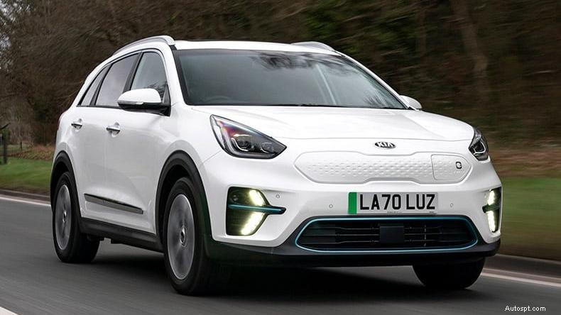 Quanto durano le batterie delle auto elettriche? Una guida alla longevità e al riciclaggio 