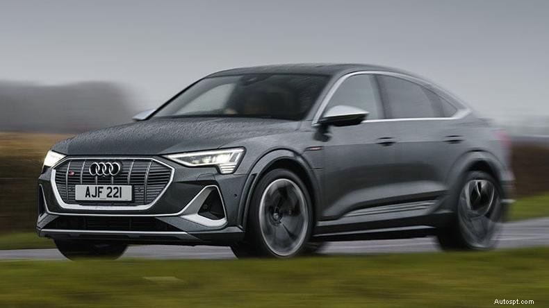 Quanto costa davvero un’auto elettrica? Un confronto completo dei costi 