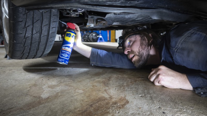 Allineamento di precisione:il passaggio cruciale finale in un installazione di coilover 