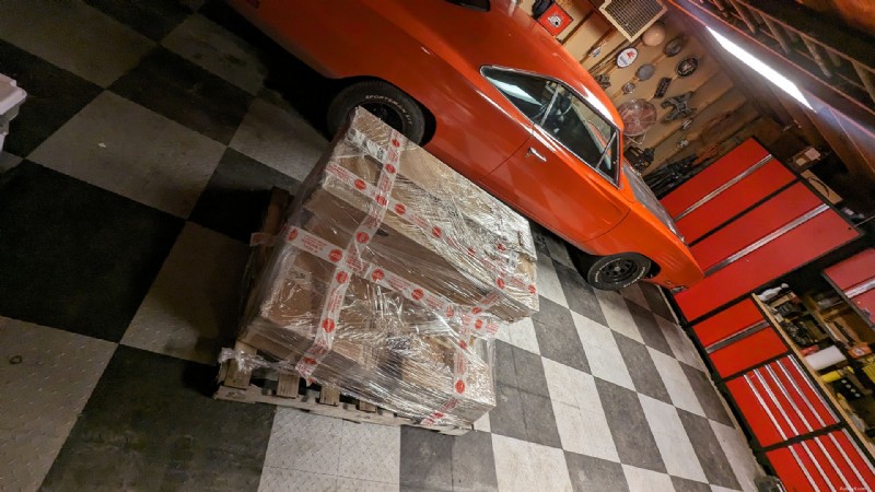 Test dei kit Heidts 4-Link Rear e IFS su un Dodge Charger 
