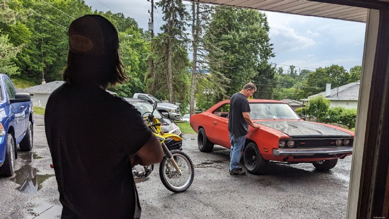 Far rivivere un classico:trasformare la mia Dodge Charger del 1969 con vernice industriale 