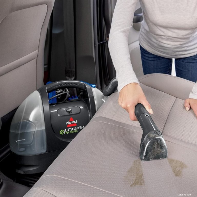 Il detergente per tappeti per auto più votato da $ 100:l estrattore portatile di Bissell in offerta per il Labor Day su Amazon 