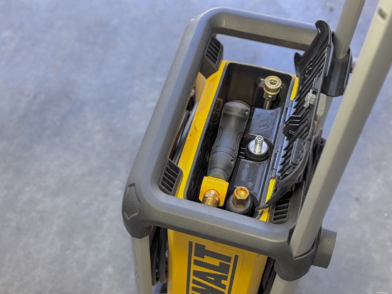 Recensione dell idropulitrice elettrica DeWalt 2100psi:prestazioni, affidabilità e valore 