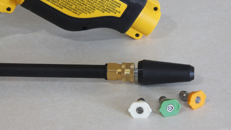 Recensione del pulitore elettrico a batteria DeWalt 20V MAX:550 PSI per una pulizia impeccabile 