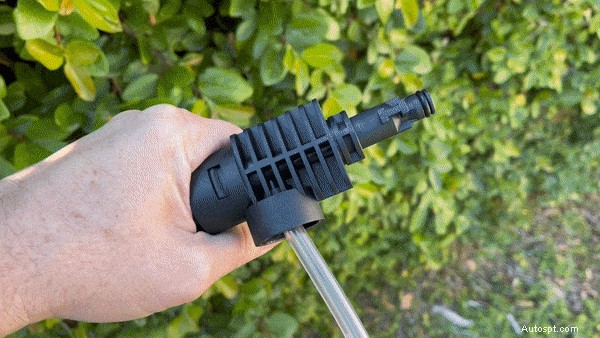 Recensione del pulitore elettrico a batteria DeWalt 20V MAX:550 PSI per una pulizia impeccabile 