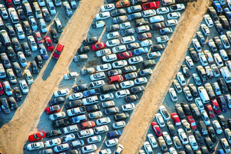 Conteggio globale dei veicoli 2023:quante auto ci sono sulla Terra? 
