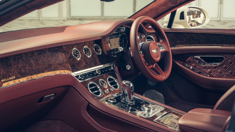 Decodificare il significato di  GT  nelle automobili 