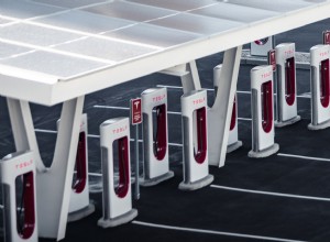 L elenco completo delle case automobilistiche che passano al sistema di ricarica per veicoli elettrici NACS di Tesla (aggiornato) 