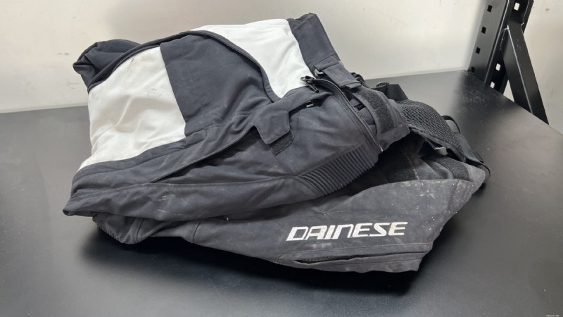 Come scegliere i migliori pantaloni da moto:una pratica guida all acquisto 