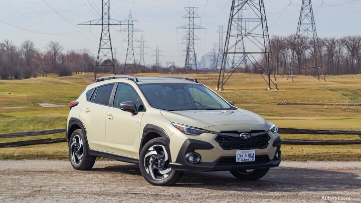 Subaru Crosstrek Hybrid vs Toyota Corolla Cross Hybrid:recensione di esperti e confronto affiancato 