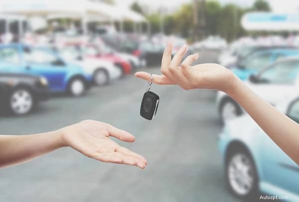 La guida definitiva per acquistare un auto usata senza pagare in eccesso 