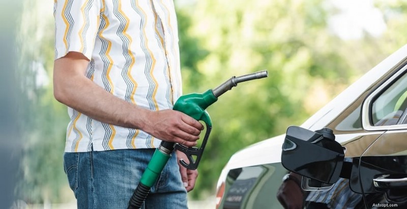 Individua una valvola PCV difettosa e conosci i costi di sostituzione 
