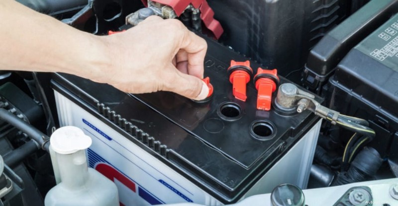 Scegliere la batteria per auto giusta:una guida alle dimensioni dei gruppi 