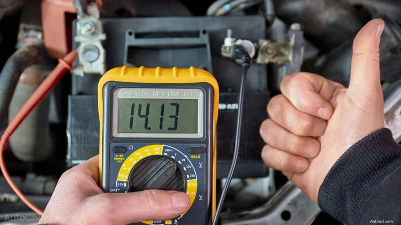 Perché la tua auto non si avvia mentre la radio e le luci funzionano:diagnosi e soluzioni rapide 